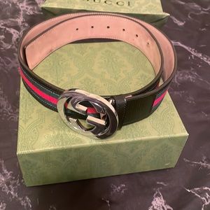 Slight worn mens Gucci belt